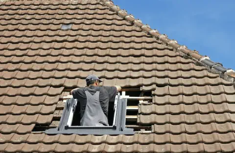 Pose de velux - Villevallier